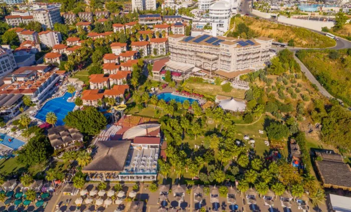 JUSTINIANO DELUXE RESORT HOTEL  5* - Alanya - Turcia