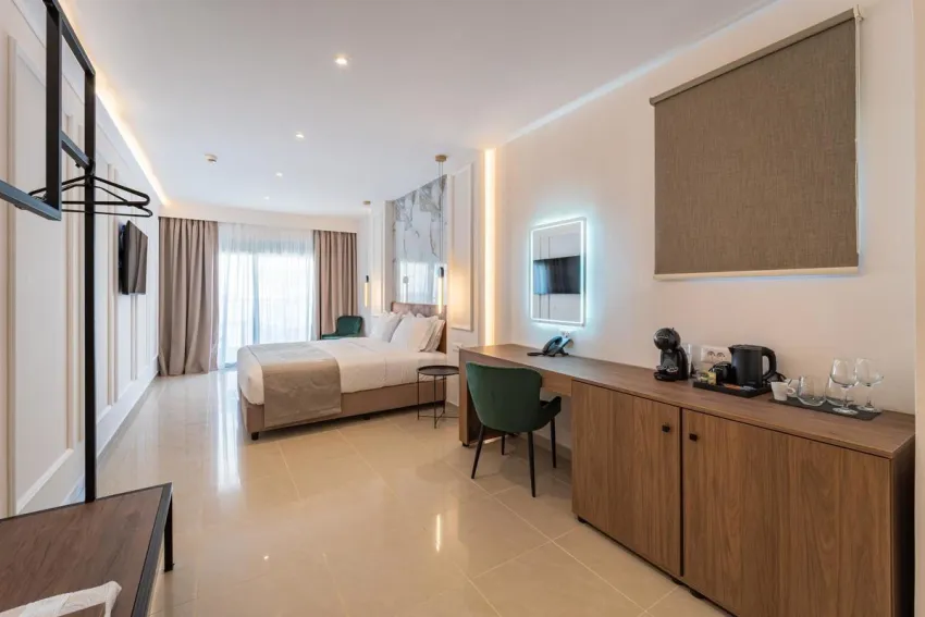 Philia Center Suites 4*-9