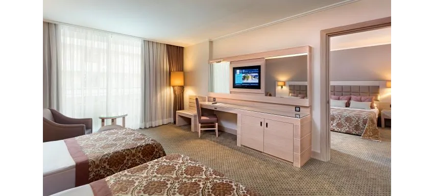 MIRACLE RESORT HOTEL  5*-37