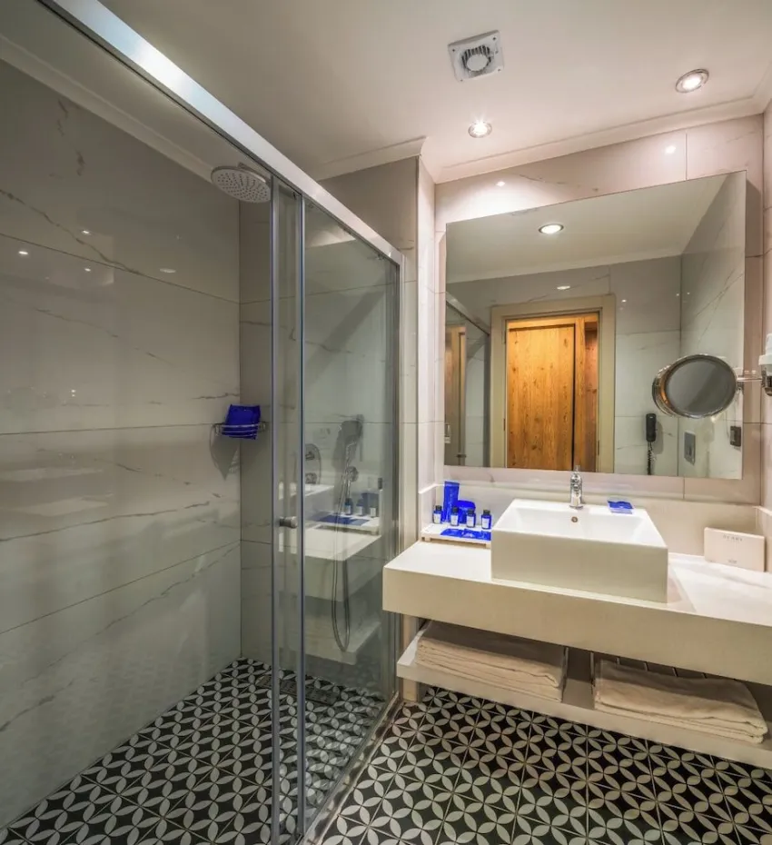 Berry Blue Hotel 5*-6