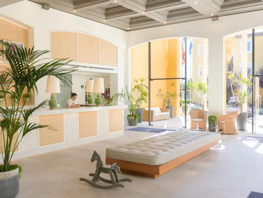 Club Del Sol Aparthotel Resort & Spa 4*-4