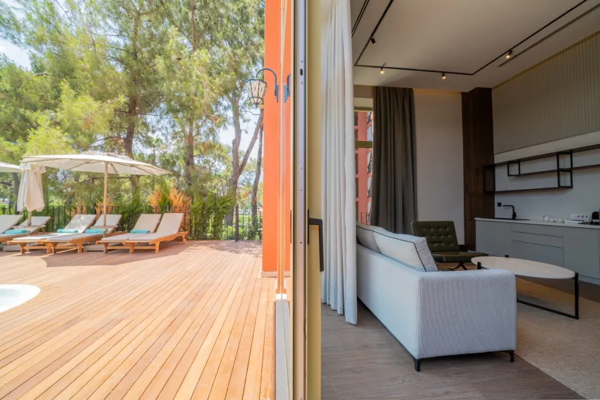 The Norm Oriental 5*-8