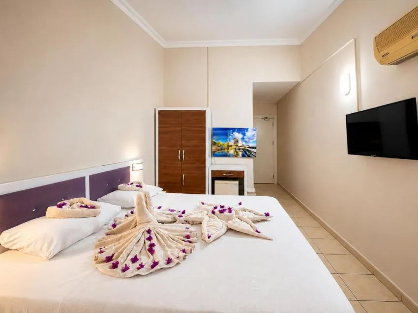 SAYGILI BEACH HOTEL  3*-14