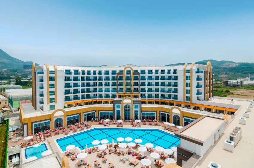 The Lumos Deluxe Resort Hotel & Spa 5*-10