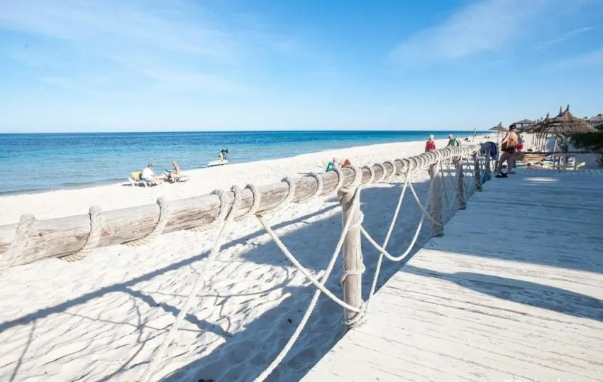 RIVIERA HOTEL  4*-12