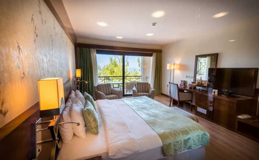 Korineum Golf & Beach Resort 5*-7