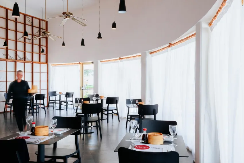 Louis Imperial Beach 4*-15