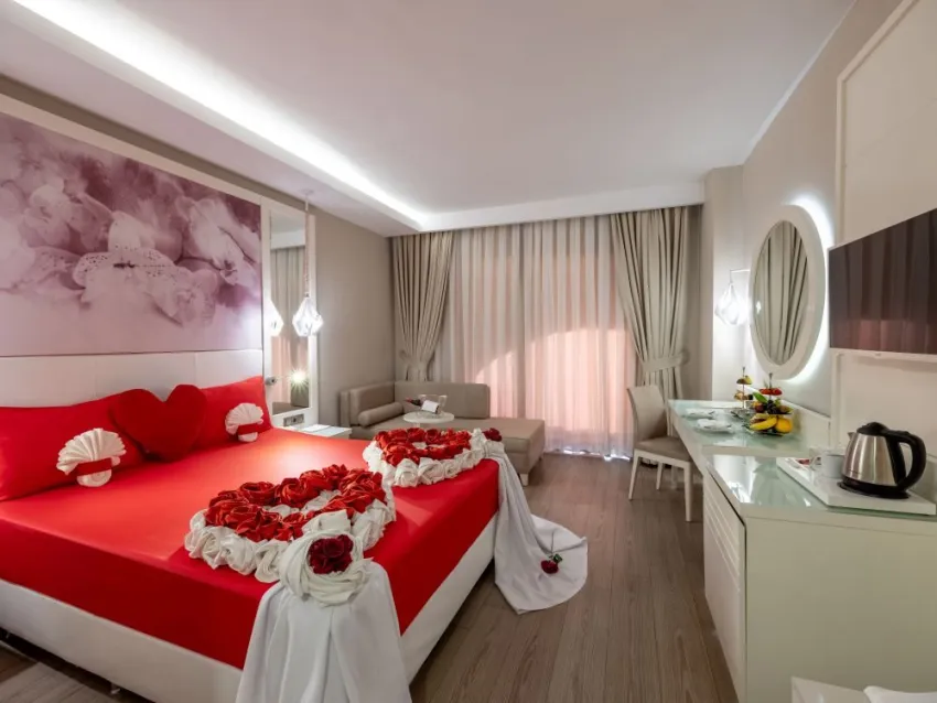 DIAMOND PREMIUM HOTEL & SPA  5*-7