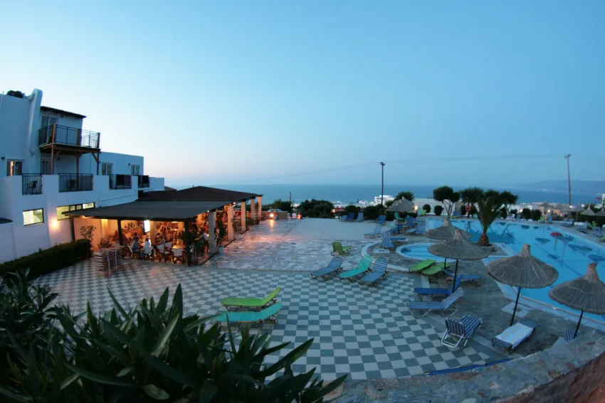 Semiramis Village Hotel 4*-29
