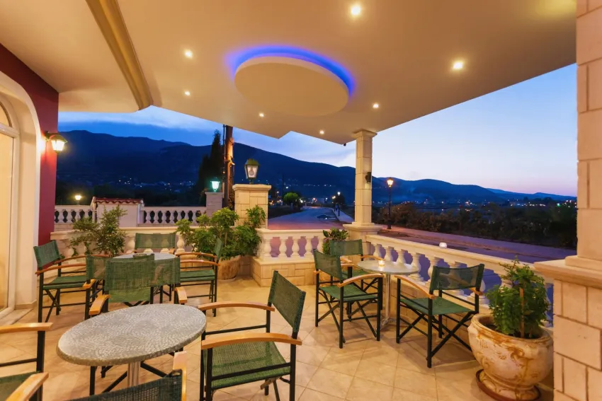 Alykes Park Bungalows & Apts 4*-10