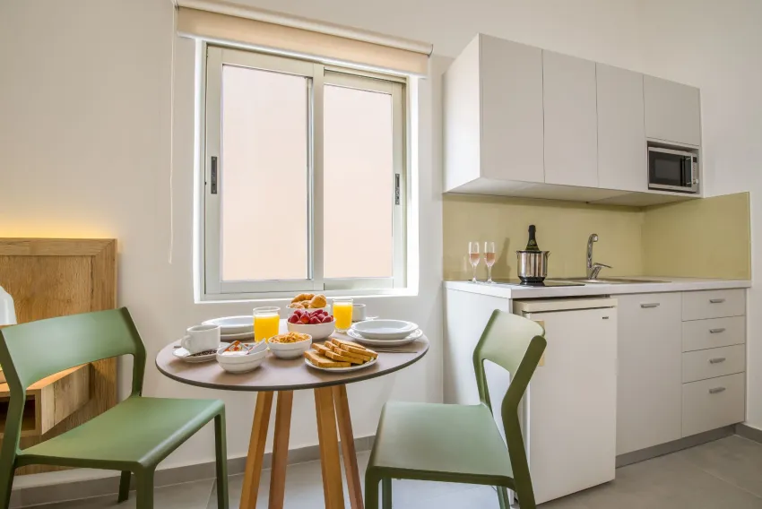 LOTUS HOTEL APARTMENTS 3*-11