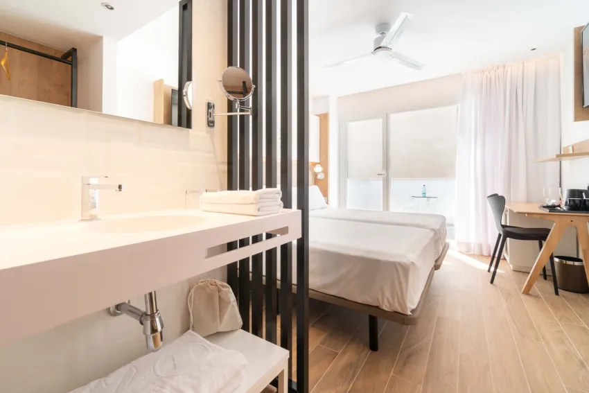 Senator Cala Millor 4*-10