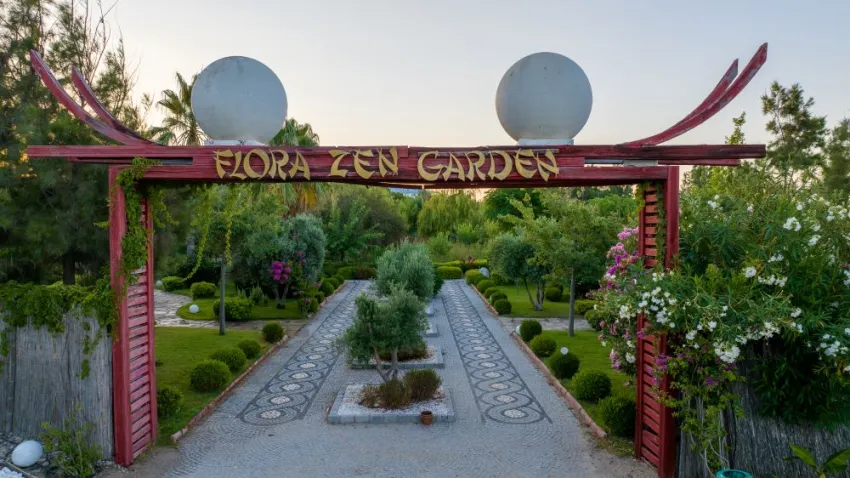 FLORA GARDEN BEACH (ADULTS ONLY 16+)  5*-51
