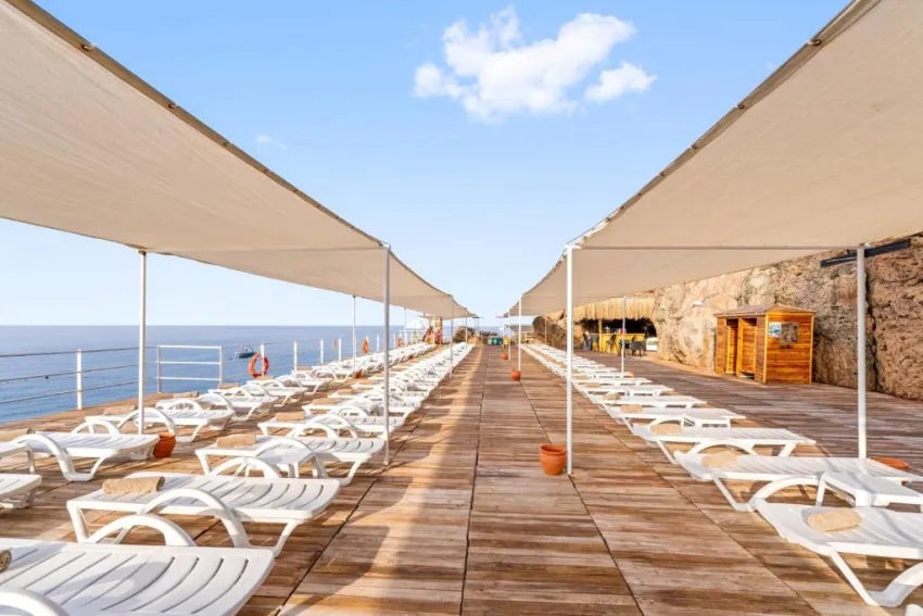 CLUB FALCON HOTEL  4*-19