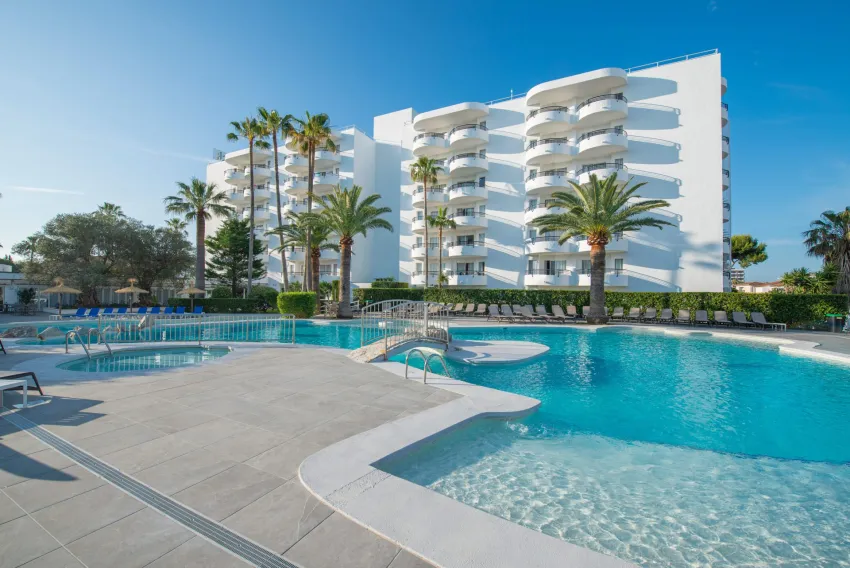 Alcudia Beach Aparthotel 3*-1