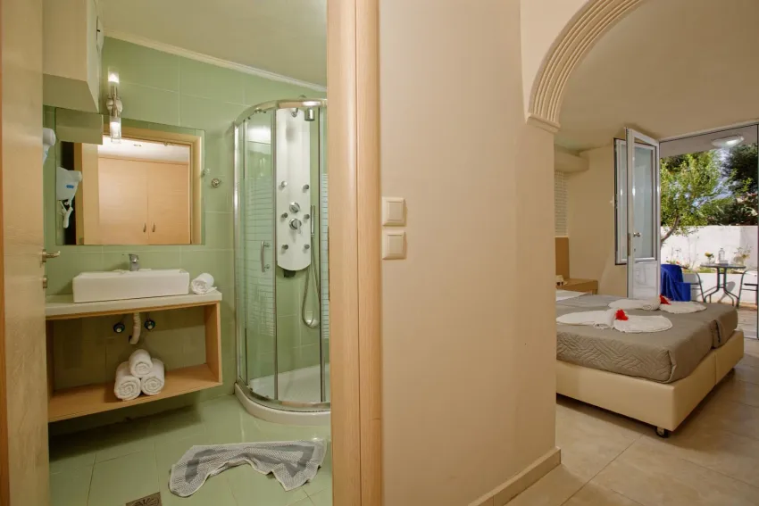 Anissa Oasis Beach 4*-7