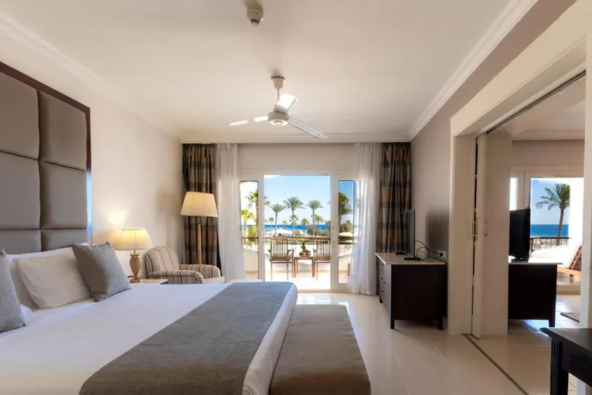 BARON RESORT  5*-62