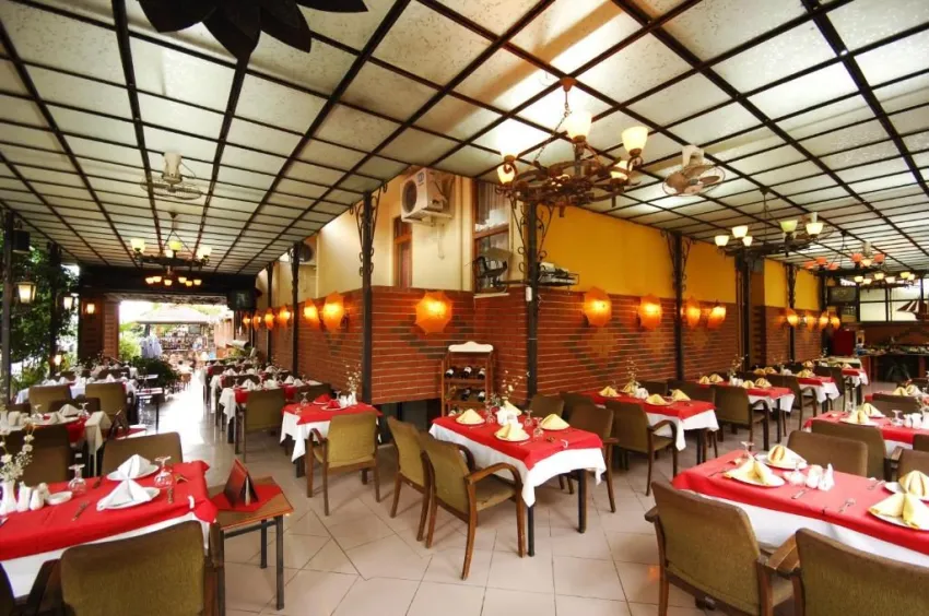 NOVIS HOTEL CLEOPATRA (EX. BILKAY HOTEL)  3*-2