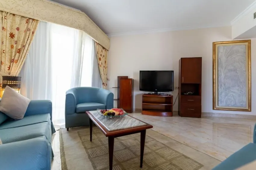 SWISS INN HURGHADA RESORT  5*-9