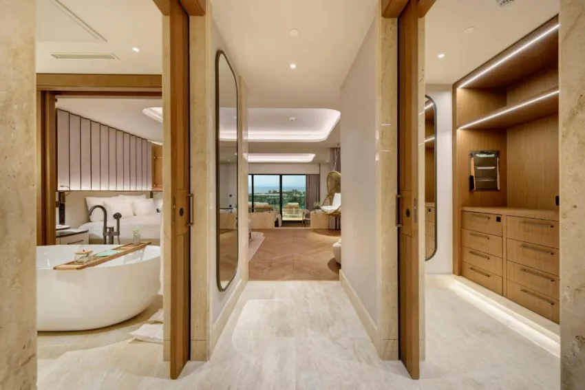 REGNUM THE CROWN  5*-29