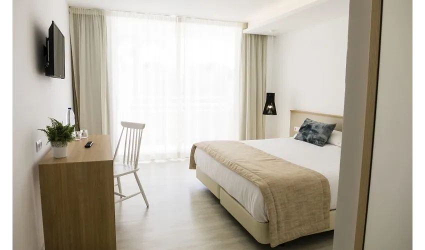 Globales Cala Bona Suites 4*-5