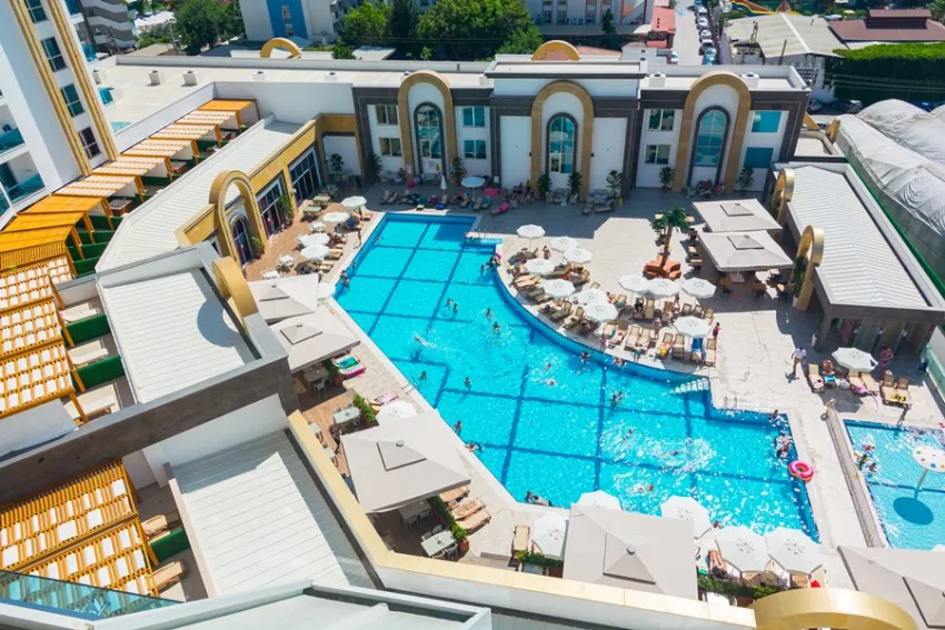 THE LUMOS DELUXE RESORT HOTEL & SPA  5*-5