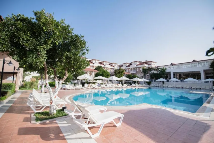 VIKING GARDEN HOTEL & SPA  4*-4