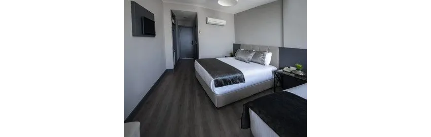 Tourist Hotel 3*-11