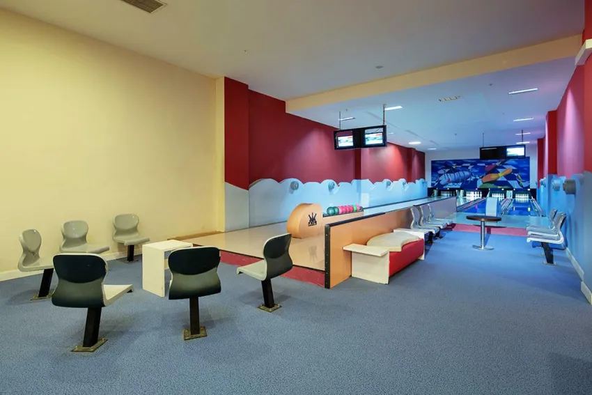 CRYSTAL ADMIRAL RESORT SUITES  5*-19