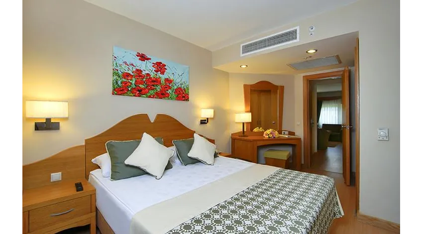 LIMAK ARCADIA SPORT RESORT  5*-6