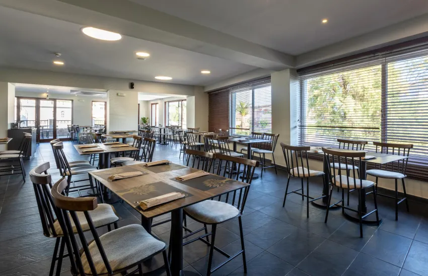 White Olive Premium Laganas 4*-11