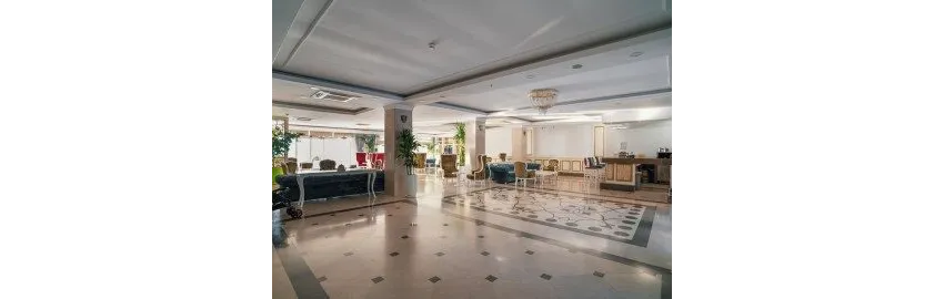 La Perla Hotel 4*-5