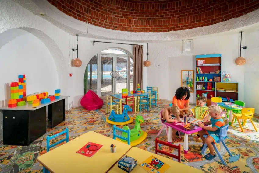 MONARQUE CLUB RIVAGE MONASTIR  4*-39