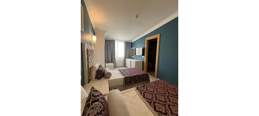 La Perla Hotel 4*-57