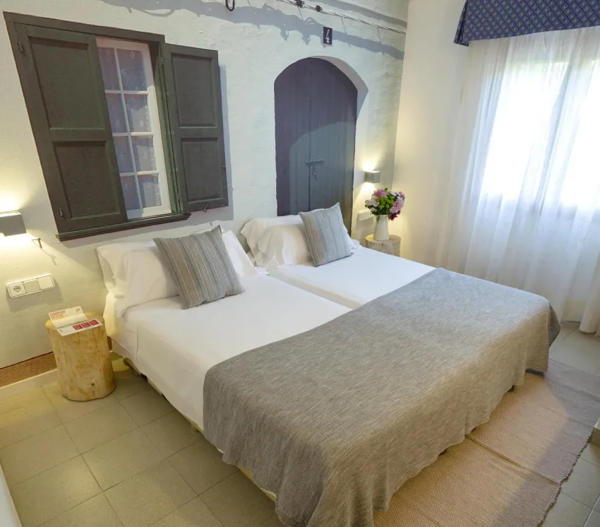 Es Baulo Petit Hotel 4*-1