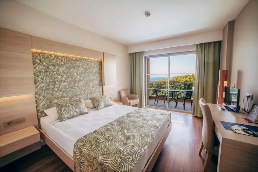 A Good Life Utopia Family Resort 4*-12