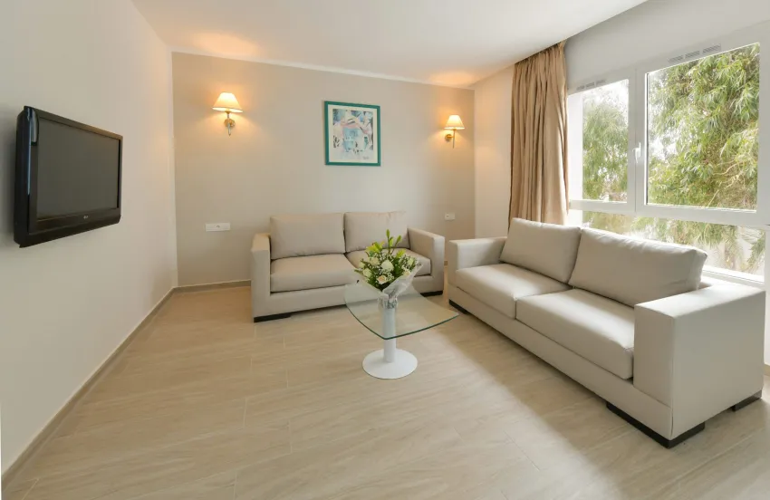 Blue Beach Golf & Spa 4*-11