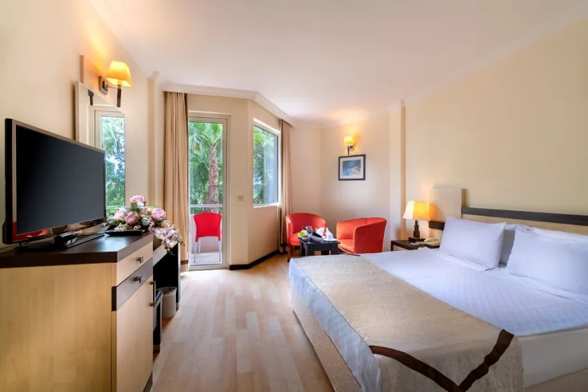 ORFEUS PARK HOTEL  4*-6