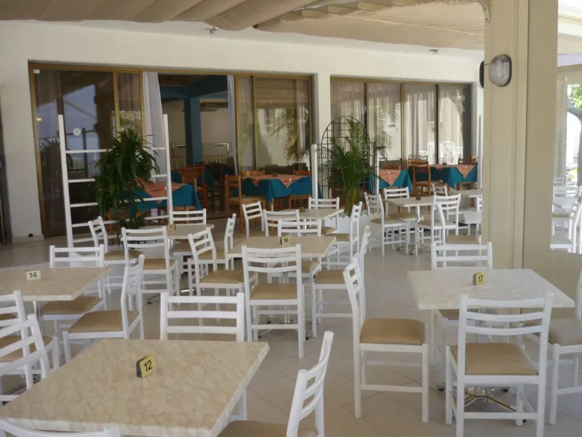 Penelope Beach Hotel 3*-10