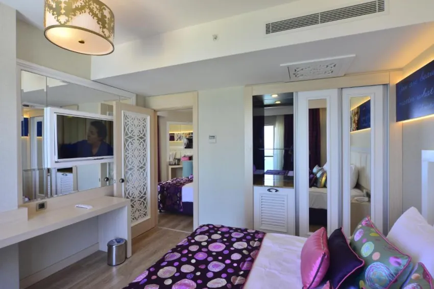 AZURA DELUXE RESORT & SPA HOTEL  5*-19