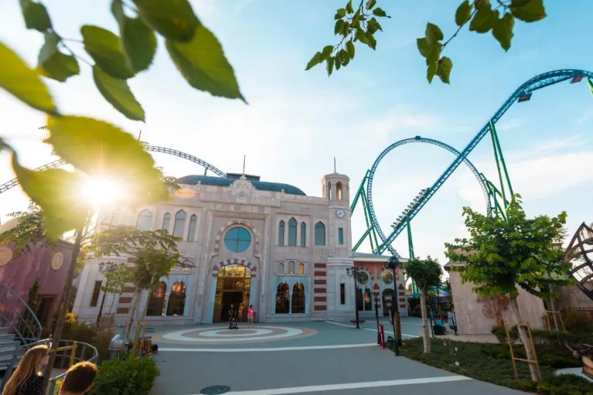 THE LAND OF LEGENDS NICKELODEON HOTEL & RESORT  5*-2