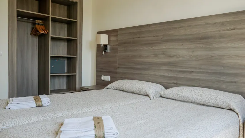 Cabot Tres Torres Apartments -11