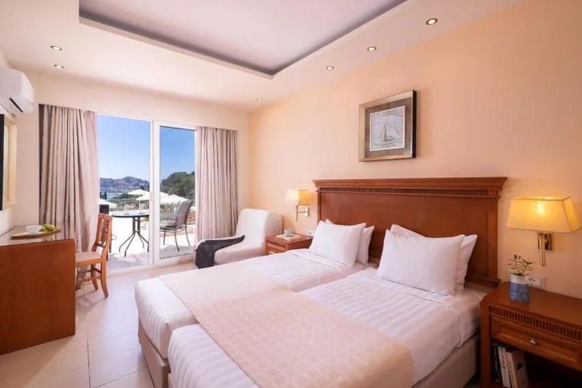 Avalon Palace Hotel 4*-6