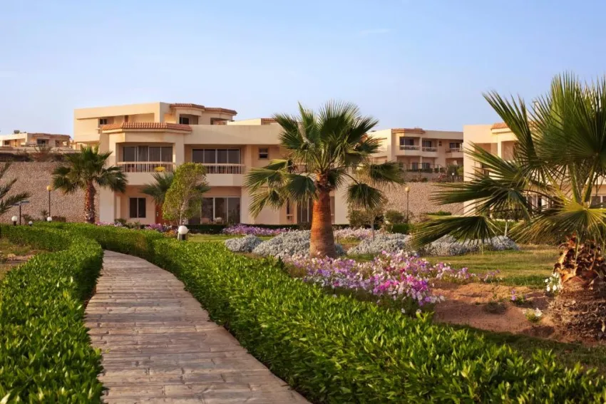 LONG BEACH RESORT  4*-17
