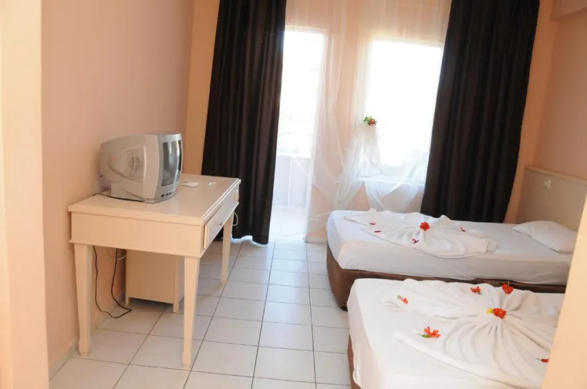 ARES DREAM HOTEL  4*-8