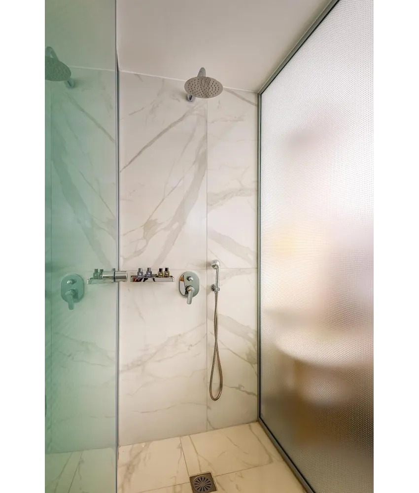 Solimar White Pearl (Adults Only 17+) 4*-19