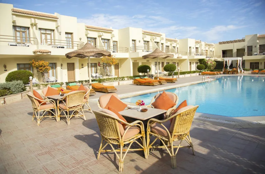 Cataract Layalina 3*-20