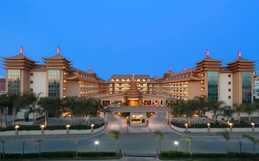 Royal Dragon Hotel 5*-2