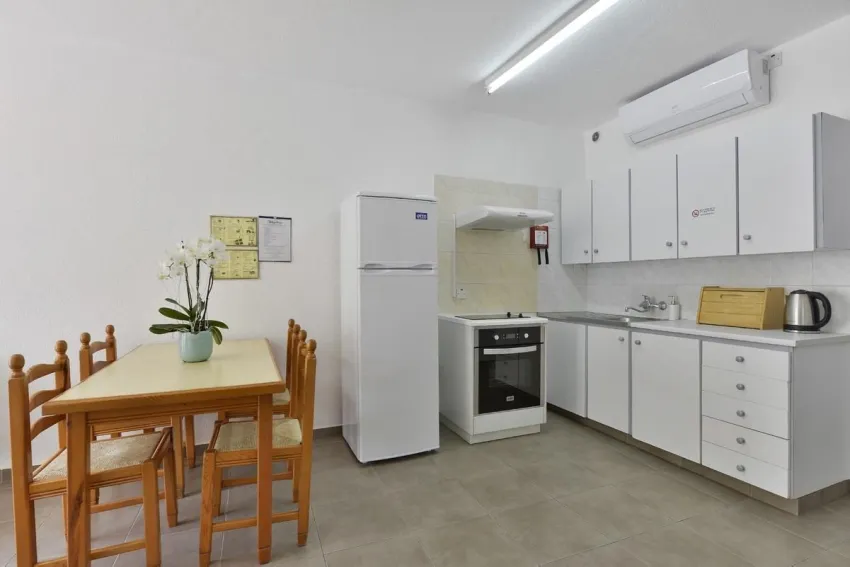 Napa Prince Hotel Apartments 3*-17