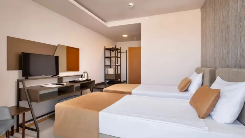 Hotella Hotel & Spa 4*-5